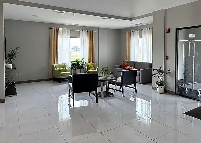 Sleep & North Hotel 2*